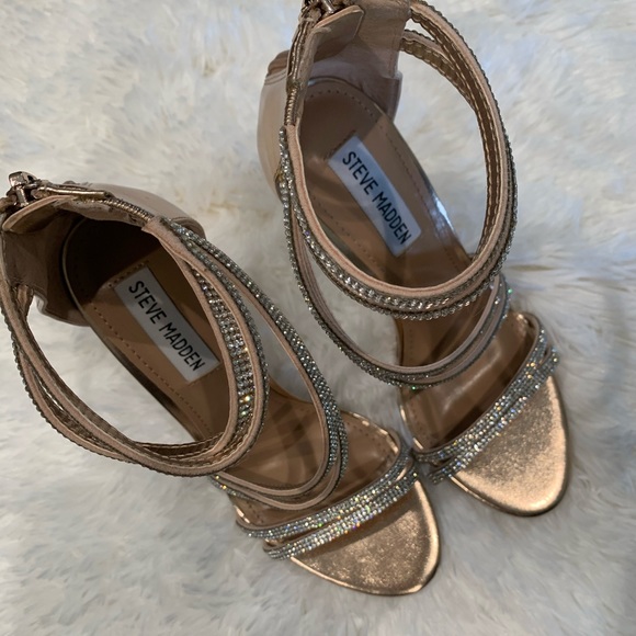 Women’s heels 👠 - Picture 3 of 8